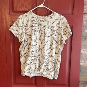 Elegant Tan Floral Women's Short Sleeve Top